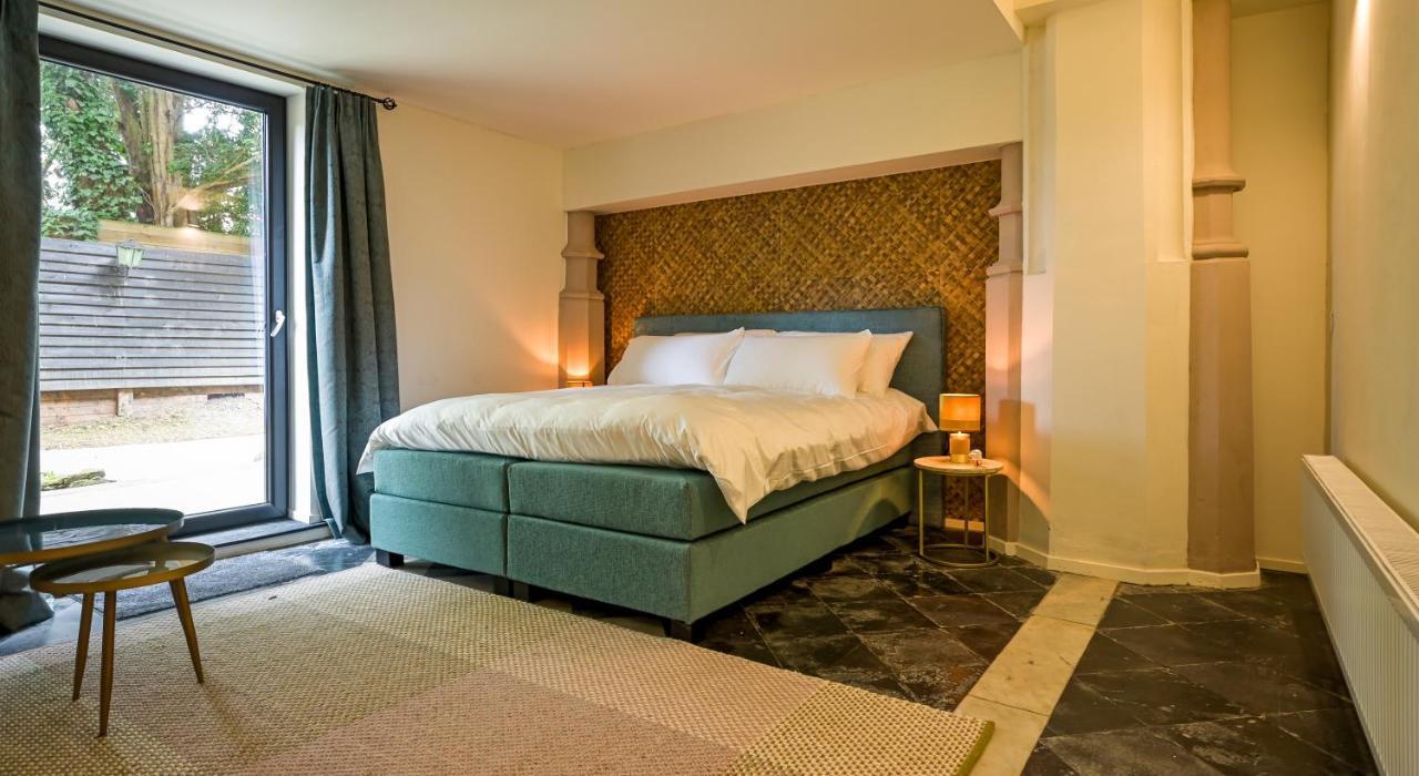 Eglizen Bed & Breakfast *